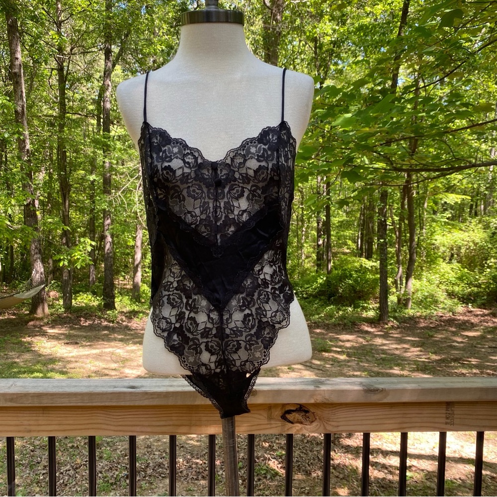 Vintage 80s Vassarette Black Satin Lace Teddy Size SML Bodysuit Snap Closure